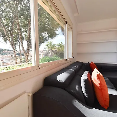 Luxury With Amazing Views *